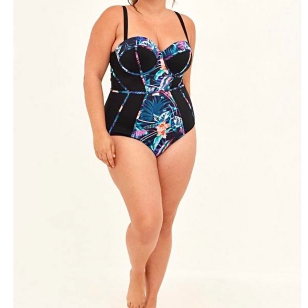 Torrid Underwire Swimsuit - 2x D/DD